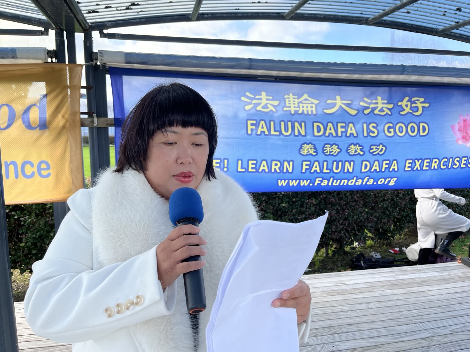 新西兰两场大型活动揭露中共暴行 呼吁民众“三<span style='max-width:0px!important;margin-left:-4px;color:#eee!important;'>:</span>退<span style='max-width:0px!important;margin-left:-4px;color:#eee!important;'>.</span>” 5 IMG 8304